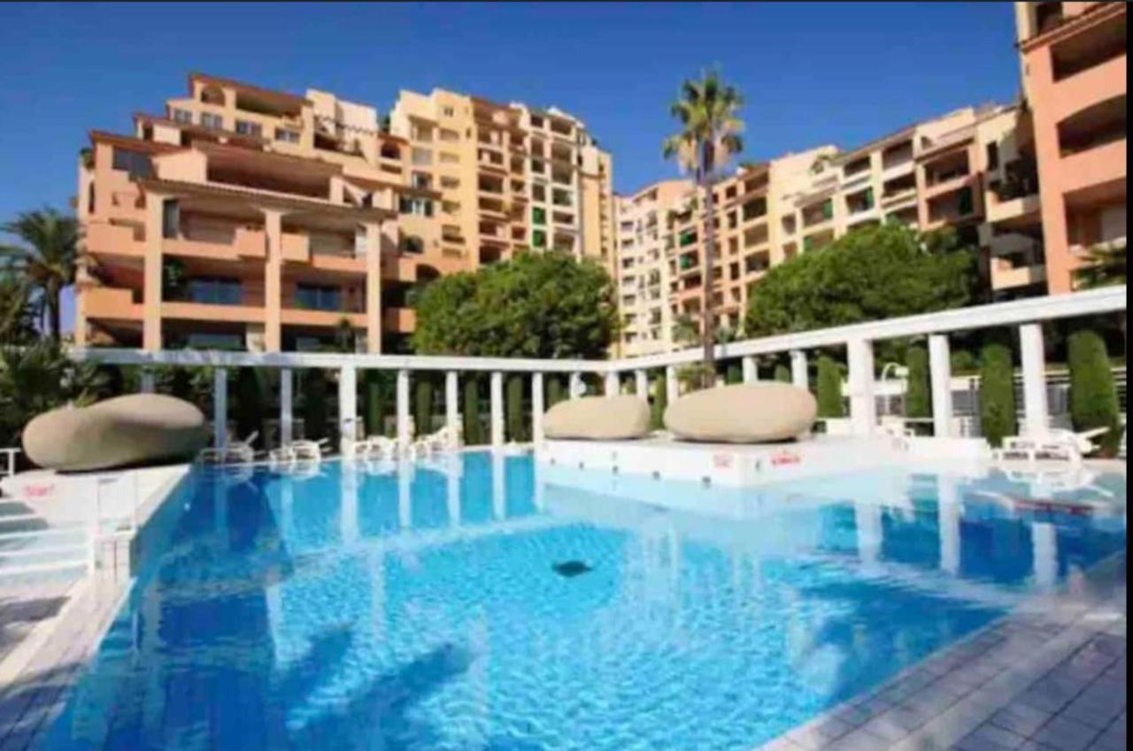 Monaco, Elegant & Quiet Renovated Apartment, In Fontvieille District, With Terrace & Pool, 15Min Walk To F1 Grand Prix Zewnętrze zdjęcie